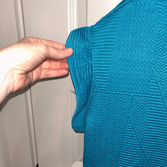 TurquoiseTextured Knit Matching Short Set - Picture 3 of 13